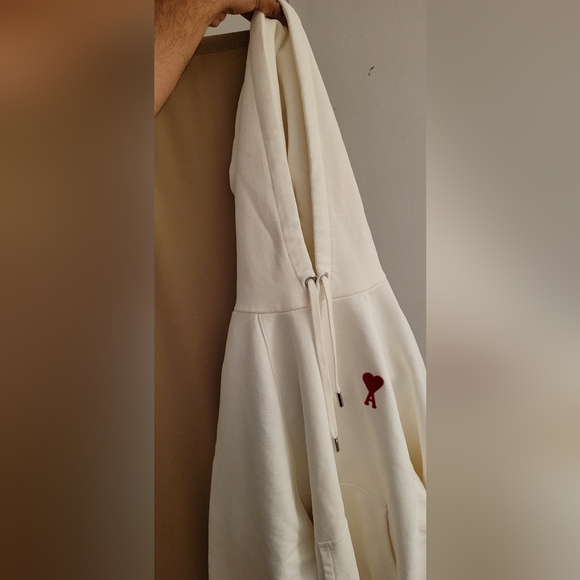 Ami-hoodie-large - Picture 3 of 11